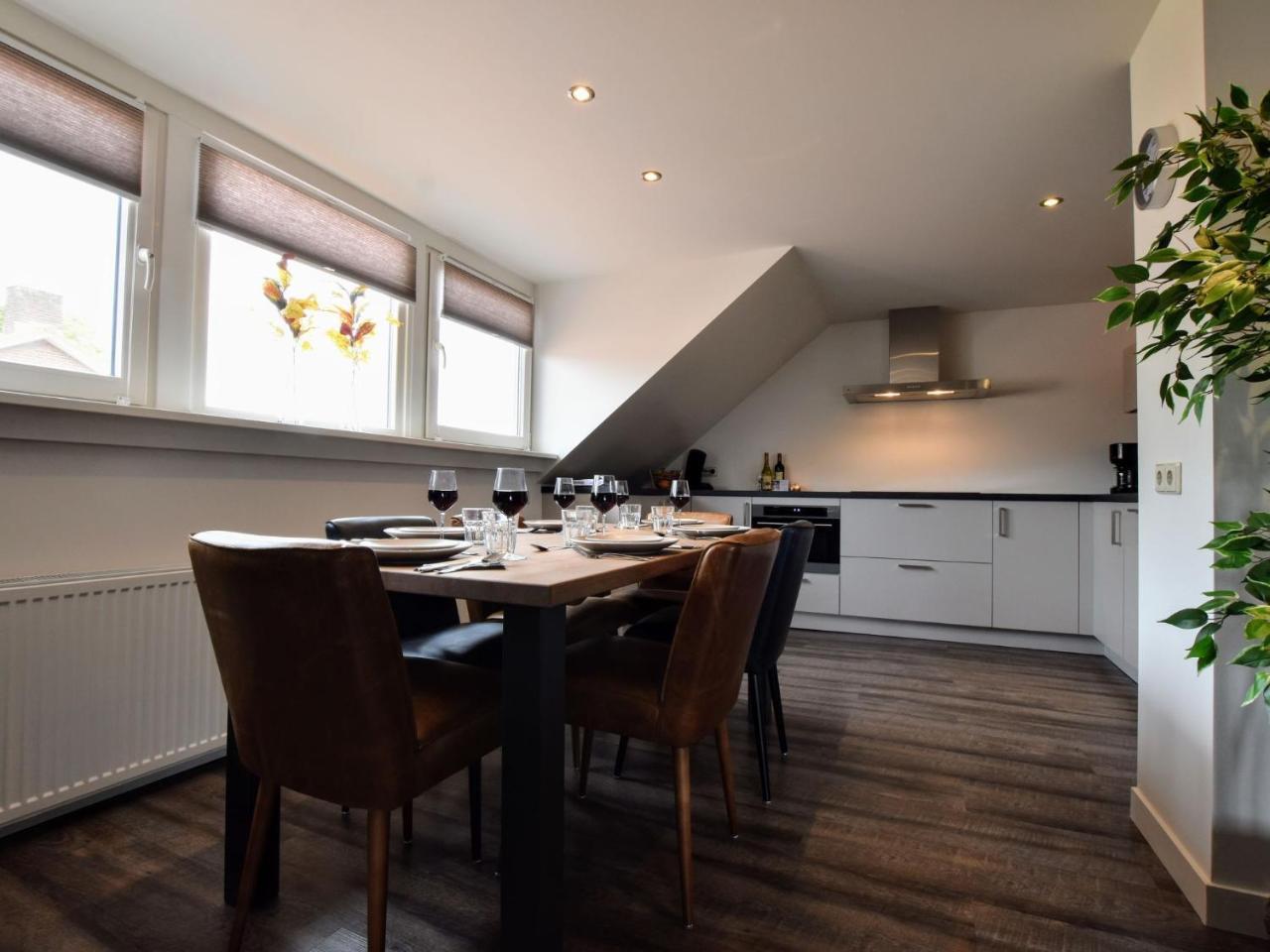 Apartment Luxurious In